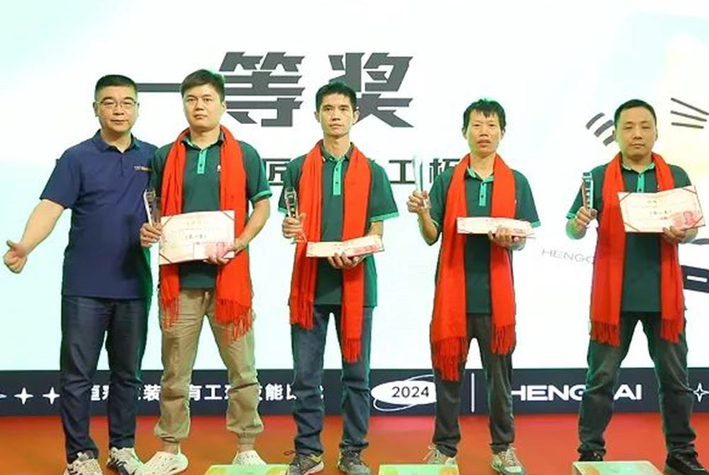 恒彩家装服务和工艺比武4.jpg